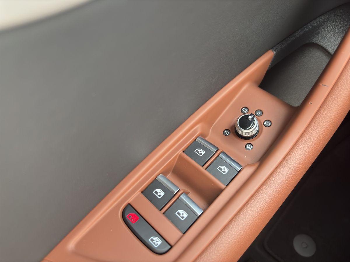 A4 Avant 2.0 TDI quattro AHK RFK ACC PANO LED NAVI