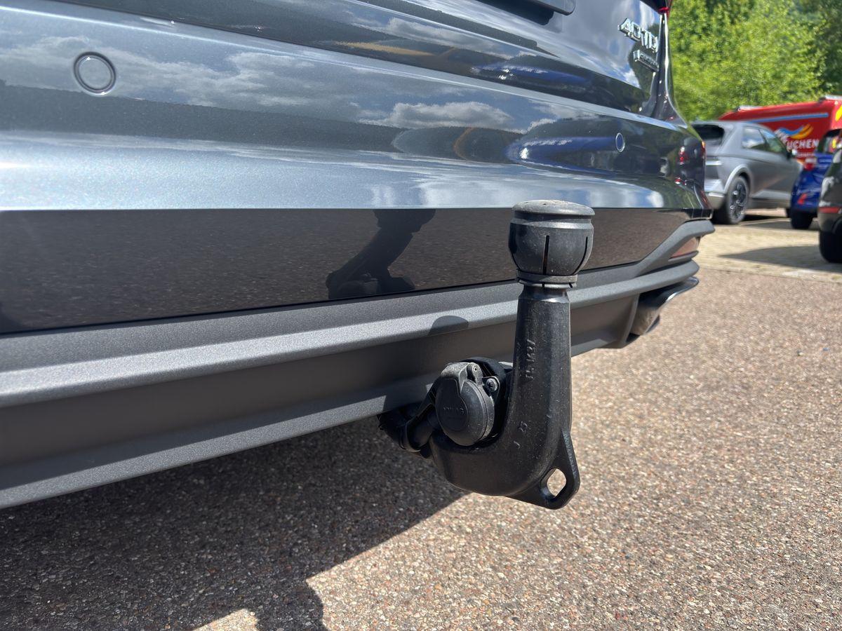 A4 Avant 2.0 TDI quattro  AHK RFK STDHZ NAVI LED GRA