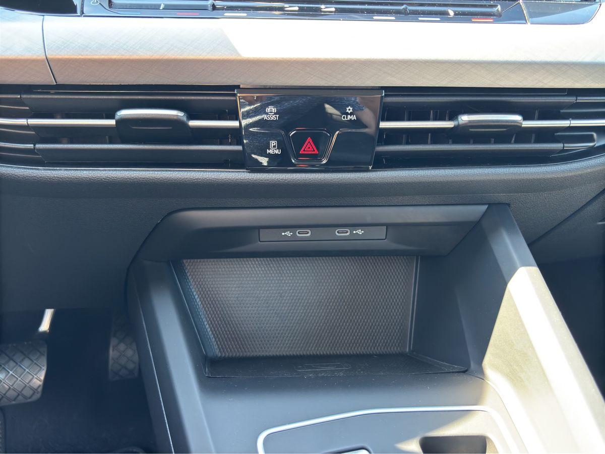 Golf VIII Life 2.0 TDI DSG ACC NAVI PDC APP