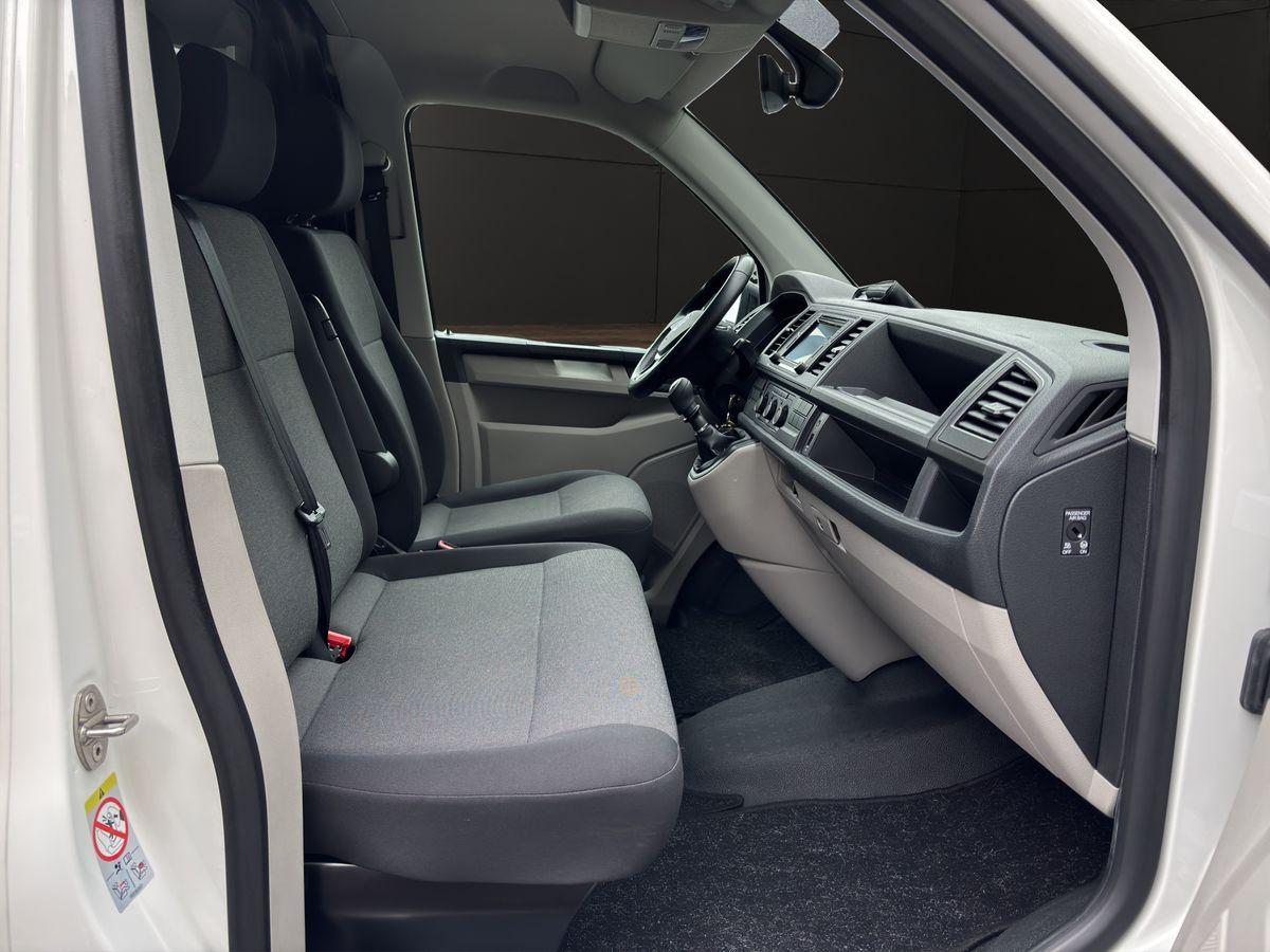 T6 Transporter Kasten 2.0 TDI ACC RFK LED NAV 