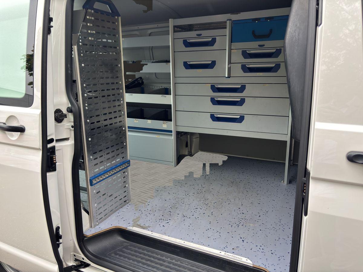 T6 Transporter Kasten 2.0 TDI ACC RFK LED NAV 
