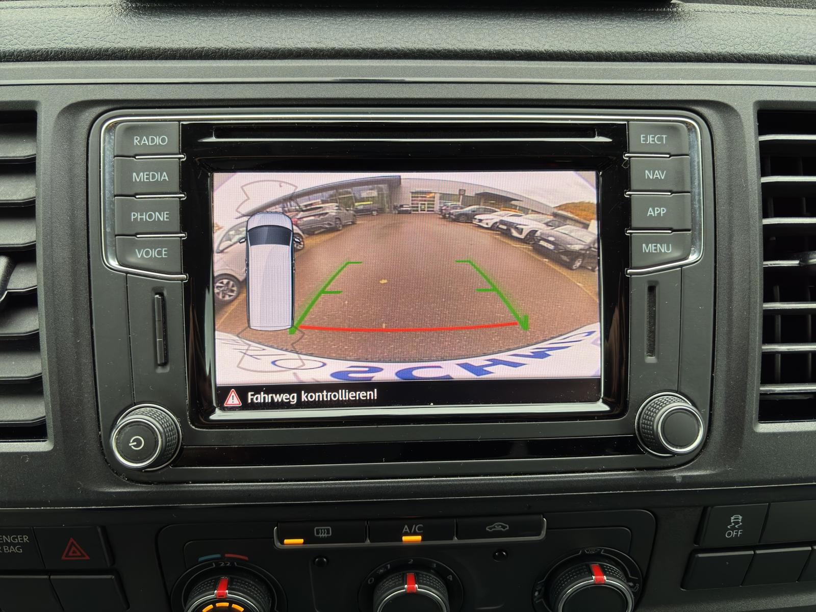 T6 Transporter Kasten 2.0 TDI NAVI RFK ACC LED