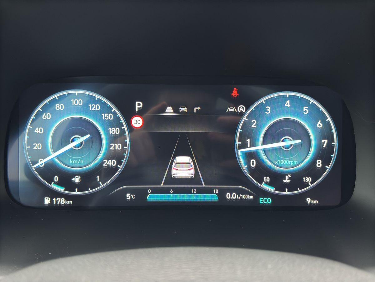 i30 NLine Mild-Hybrid 1.5 TGDI PANO NAVI LED ACC